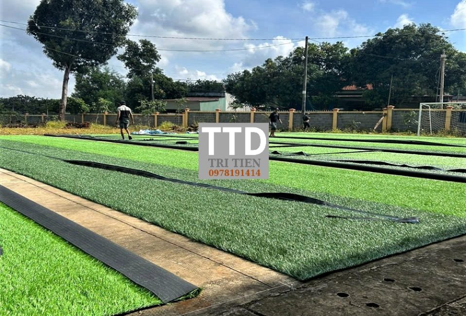 Thi Công Sân Bóng Đá Theo Yêu Cầu – Thiết Kế Linh Hoạt, Tối Ưu Chi Phí